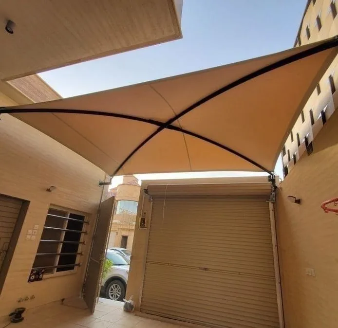 مظلة شدّ قماش للمداخل - السعودية