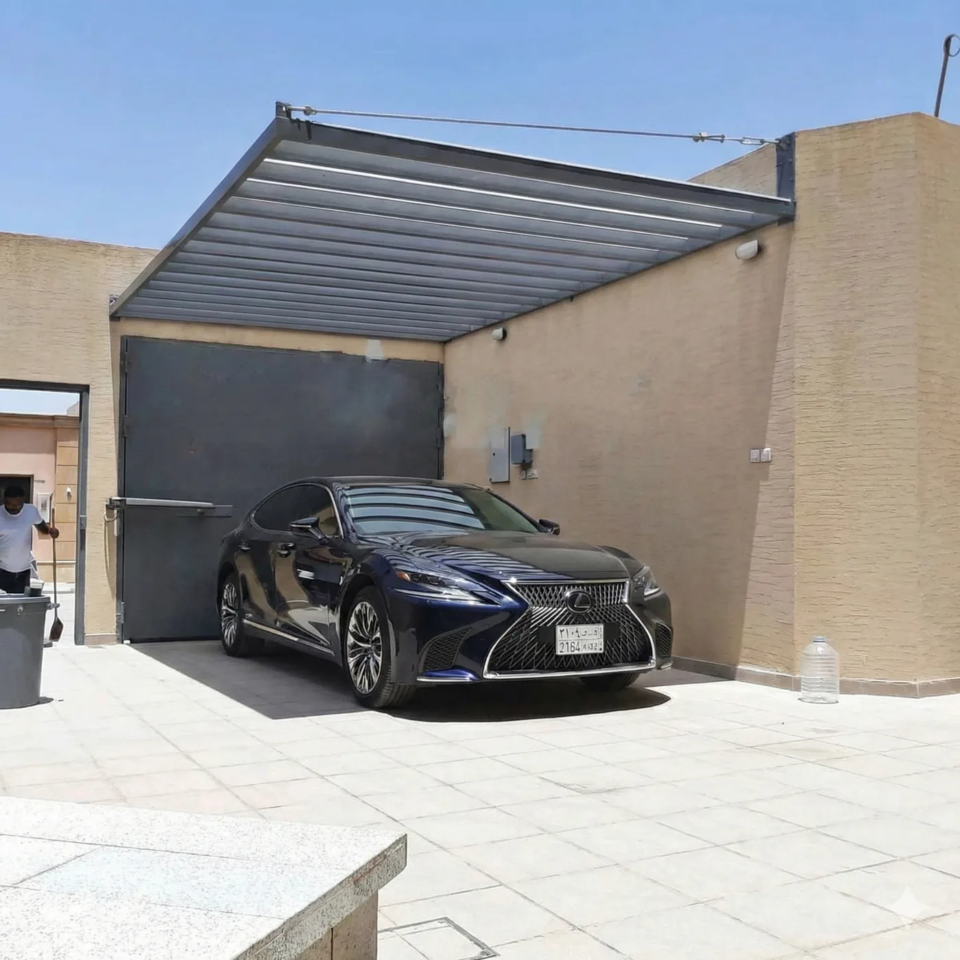 بعد التنفيذ - مظلة مودرن بتصميم حديث